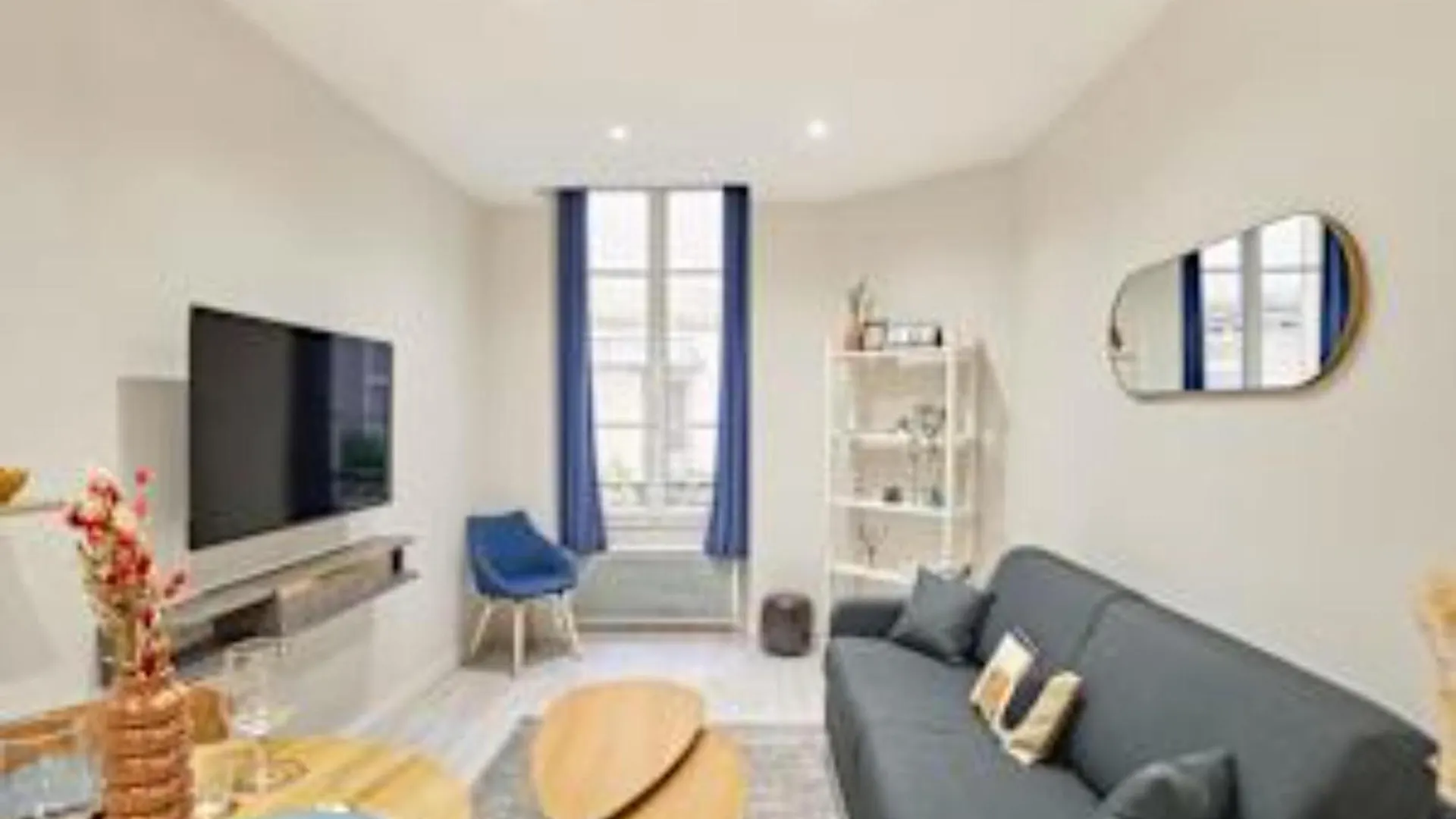 Spacious Studio Sacre Coeur Montmartre Parijs Appartement