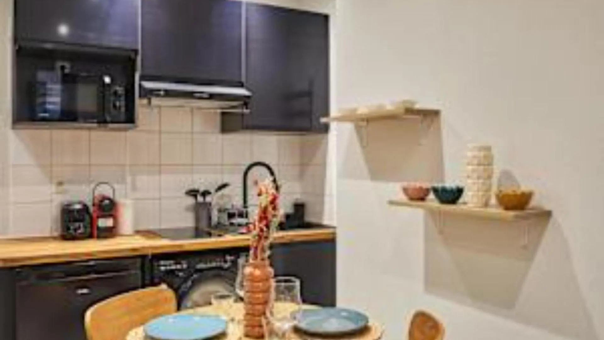 Appartement Spacious Studio Sacre Coeur Montmartre Parijs